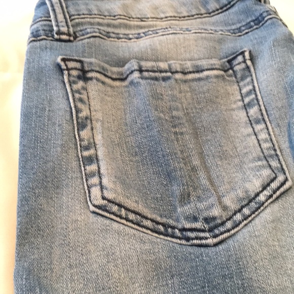 JEANS - Picture 2 of 6